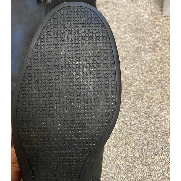 Tahari High Knee Boots 9.5 Black Leather Flats Minimalist Old Money Comfort - Picture 16 of 16